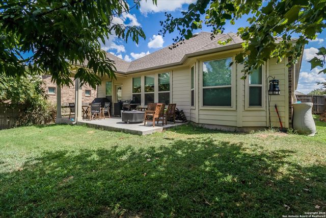 9815 Catell, Boerne, TX 78006