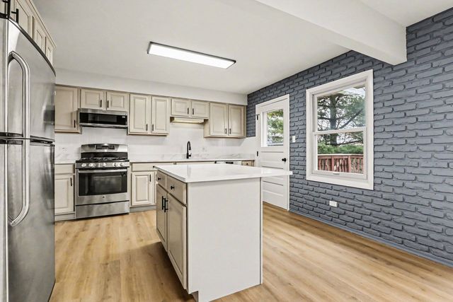 6607 163rd Place, Tinley Park, IL 60477