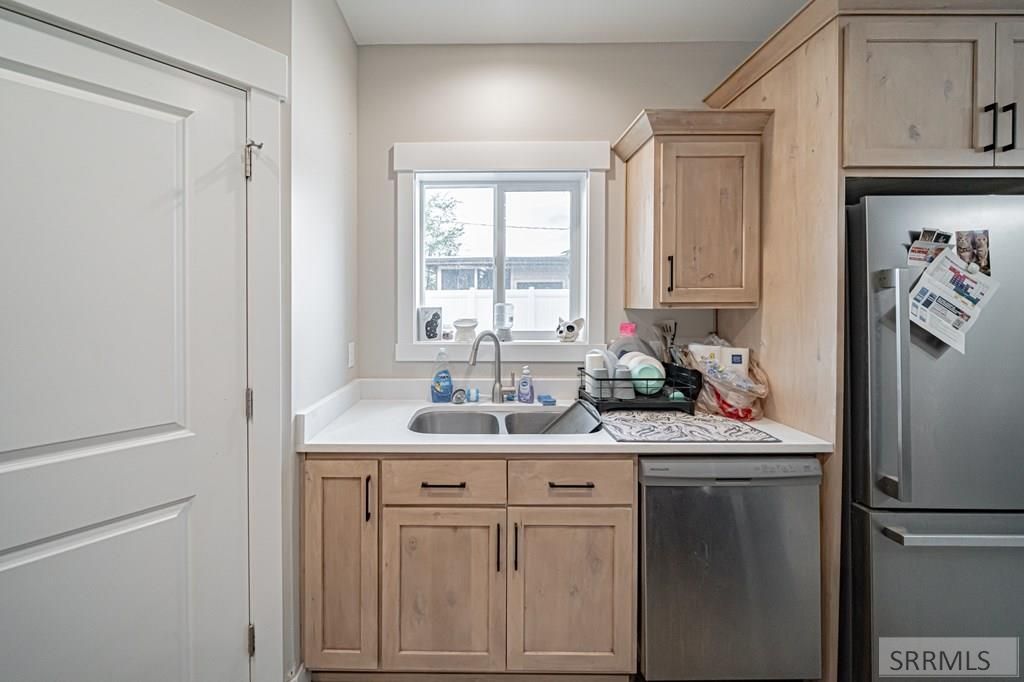 Image 8 of property listing at 367 N Fanning Avenue, Idaho Falls, ID 83401