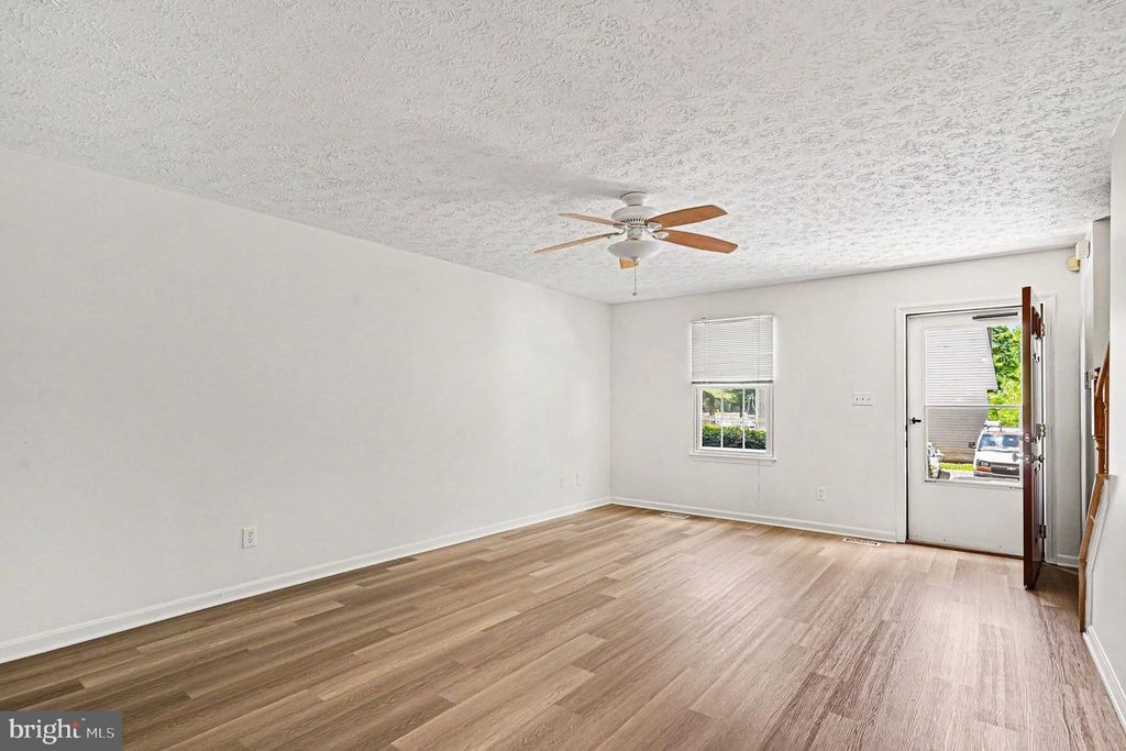Image 4 of property listing at 503 PARK MANOR CIR #31, Bel Air, MD 21014