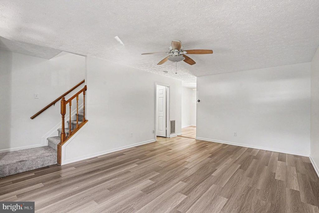 Image 6 of property listing at 503 PARK MANOR CIR #31, Bel Air, MD 21014