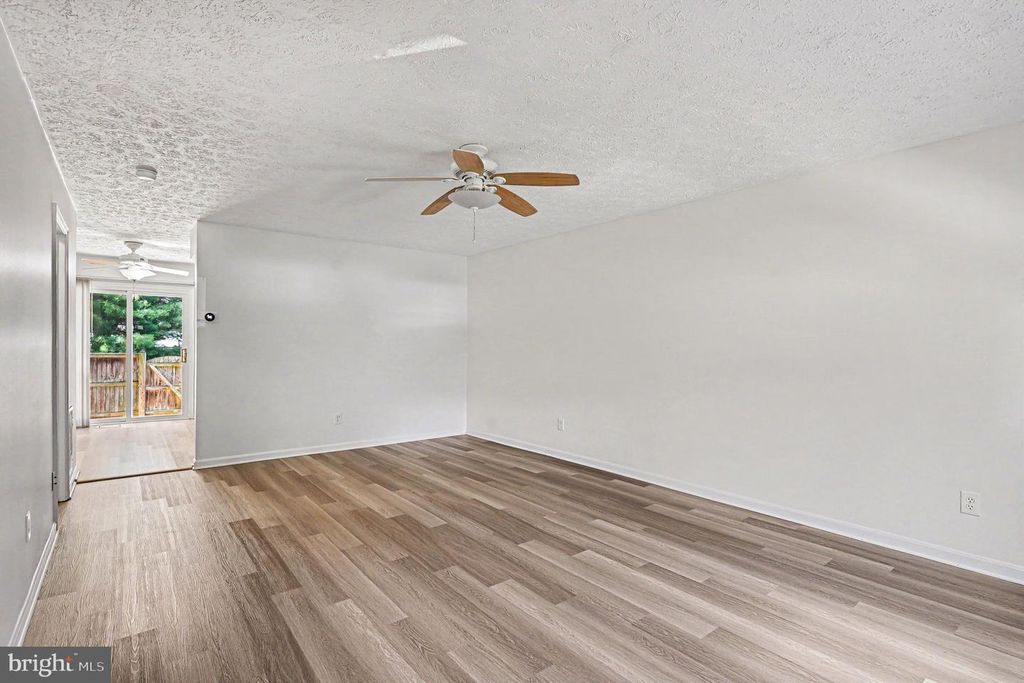 Image 7 of property listing at 503 PARK MANOR CIR #31, Bel Air, MD 21014