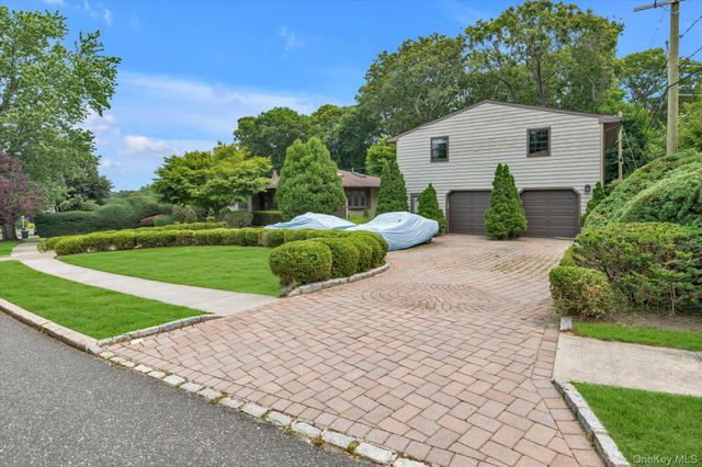 27 Fisher Road, Commack, NY 11725