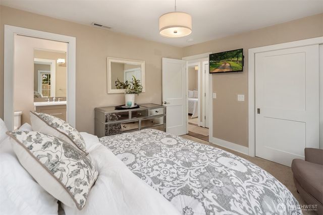 2613 126th Avenue NE, Bellevue, WA 98005