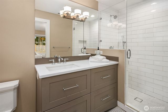 2613 126th Avenue NE, Bellevue, WA 98005