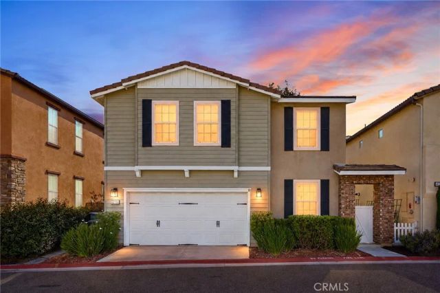 42704 Azure, Temecula, CA 92592