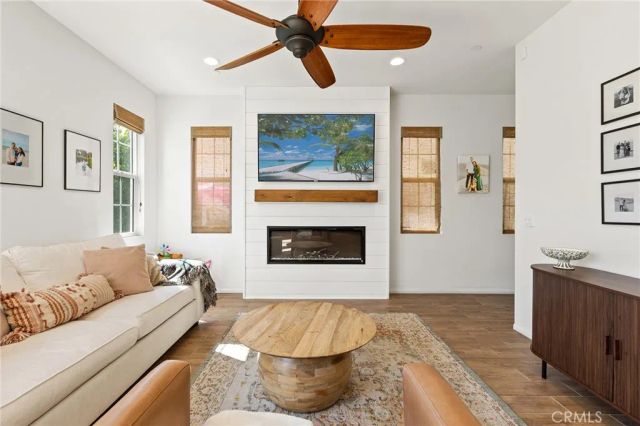 42704 Azure, Temecula, CA 92592
