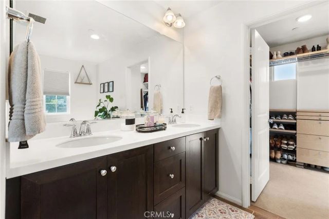42704 Azure, Temecula, CA 92592