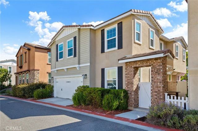 42704 Azure, Temecula, CA 92592