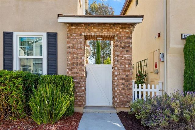42704 Azure, Temecula, CA 92592