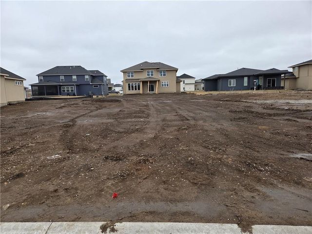 17458 W 169th Place, Olathe, KS 66062