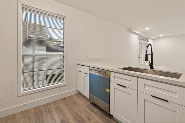 3300 Yorktown Street 15, Houston, TX 77056