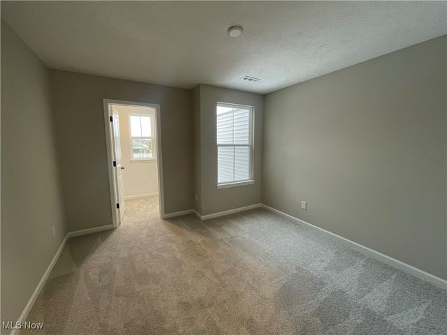 32727 Sandridge Run, Avon Lake, OH 44012