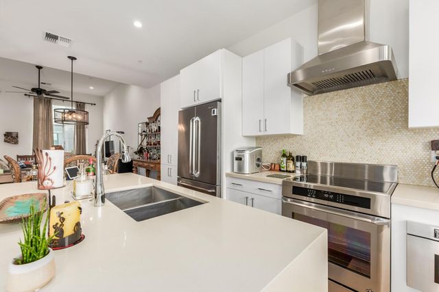 16510 N 92nd Street Unit 1017, Scottsdale, AZ 85260