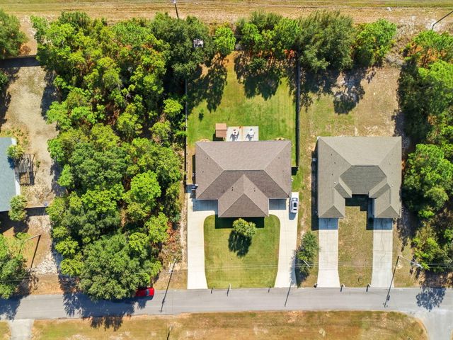 1825 Sundown Dr, Navarre, FL 32566