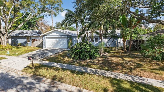 7227 118TH CIRCLE, Largo, FL 33773