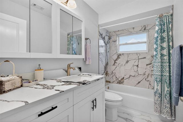 7227 118TH CIRCLE, Largo, FL 33773