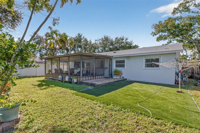 7227 118TH CIRCLE, Largo, FL 33773