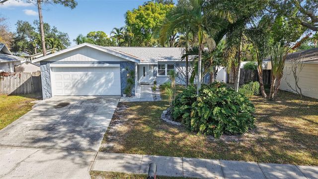 7227 118TH CIRCLE, Largo, FL 33773