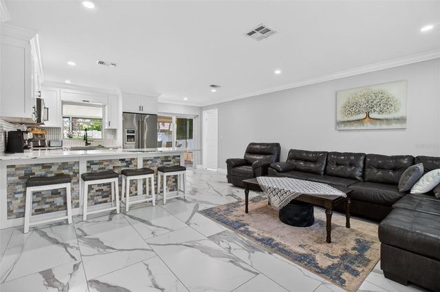 7227 118TH CIRCLE, Largo, FL 33773