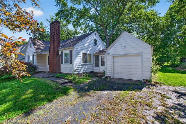 3726 Vernon Avenue NW, Canton, OH 44709