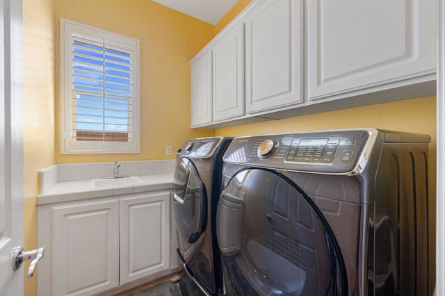 79738 S Parkway Esplanade S, La Quinta, CA 92253