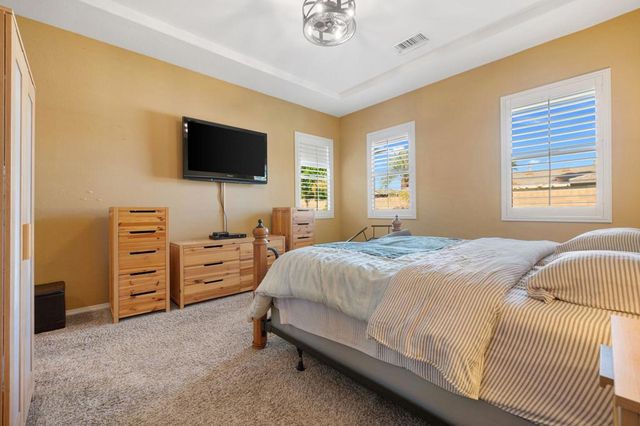 79738 S Parkway Esplanade S, La Quinta, CA 92253