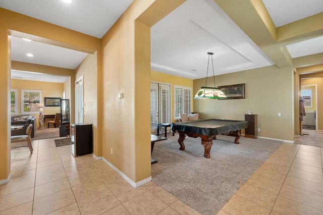 79738 S Parkway Esplanade S, La Quinta, CA 92253