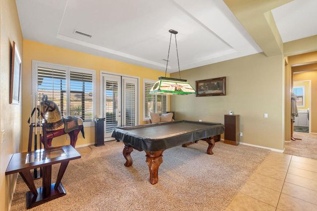 79738 S Parkway Esplanade S, La Quinta, CA 92253