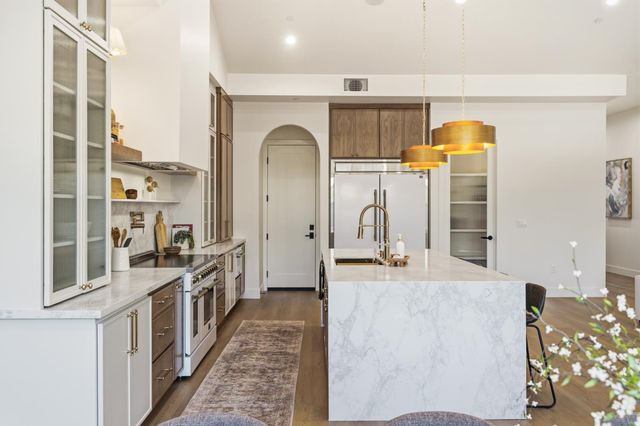 417 Hovey Ct, Roseville, CA 95678