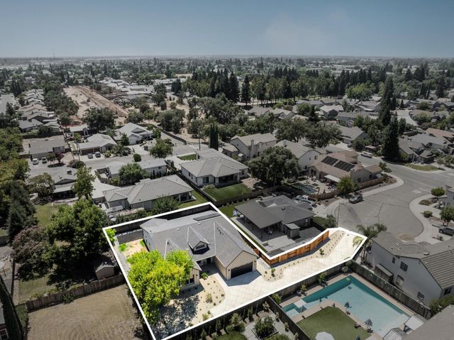 417 Hovey Ct, Roseville, CA 95678
