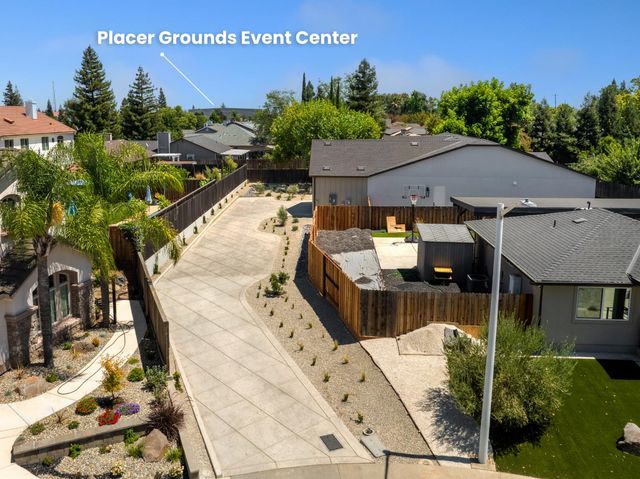 417 Hovey Ct, Roseville, CA 95678