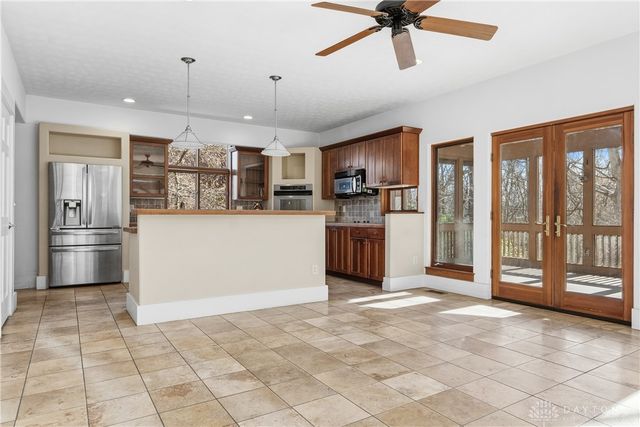 3849 Sable Ridge Drive, Bellbrook, OH 45305
