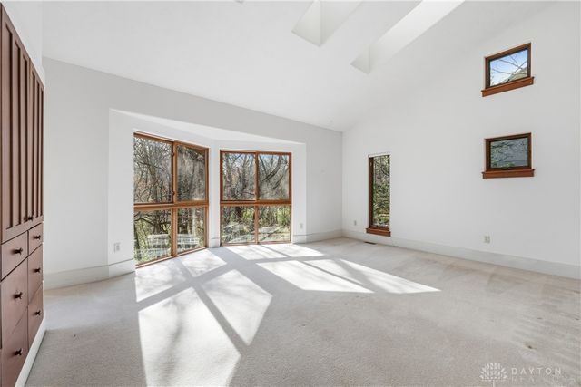 3849 Sable Ridge Drive, Bellbrook, OH 45305