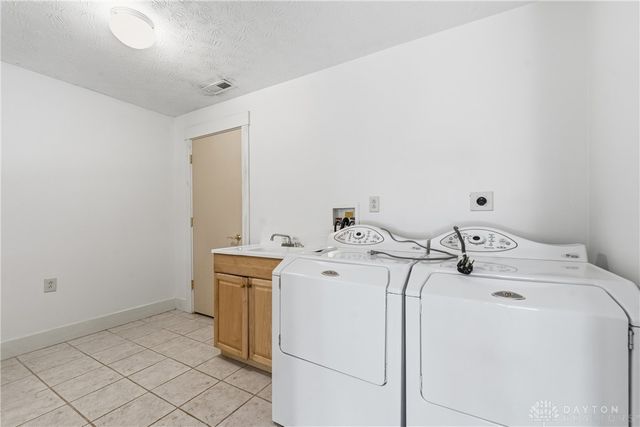 3849 Sable Ridge Drive, Bellbrook, OH 45305