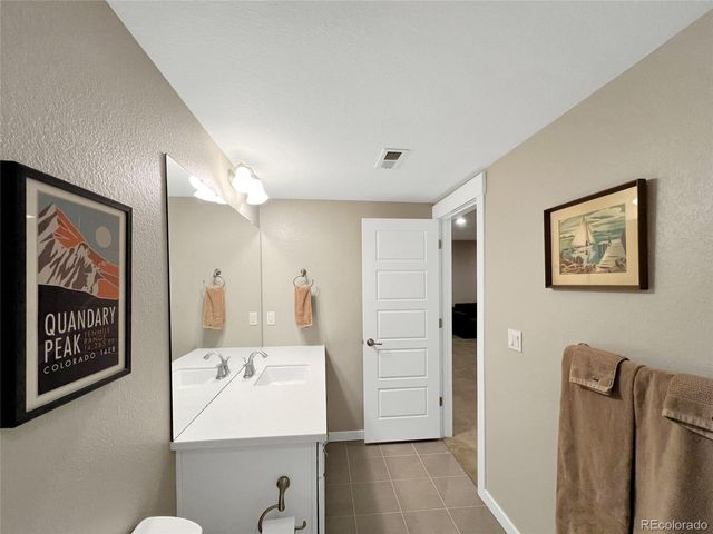 4987 Akron Street, Denver, CO 80238