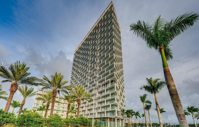 2000 Metropica Way 605, Sunrise, FL 33323