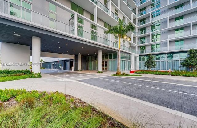 2000 Metropica Way 605, Sunrise, FL 33323