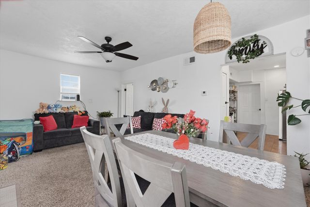 1205 Forrester Avenue NW, Albuquerque, NM 87104