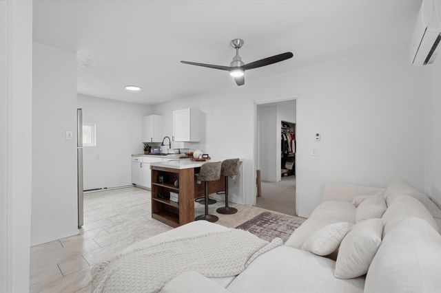 1205 Forrester Avenue NW, Albuquerque, NM 87104