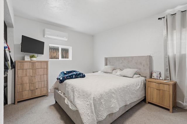 1205 Forrester Avenue NW, Albuquerque, NM 87104