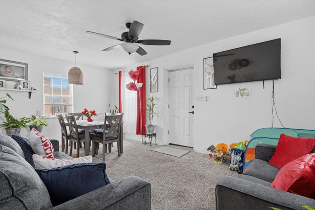 1205 Forrester Avenue NW, Albuquerque, NM 87104