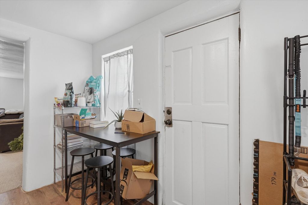 Image 20 of property listing at 1205 Forrester Avenue NW, Albuquerque, NM 87104