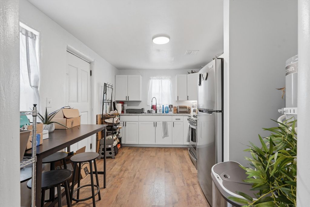 Image 22 of property listing at 1205 Forrester Avenue NW, Albuquerque, NM 87104