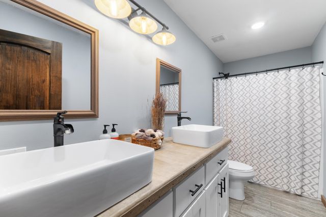 104 Jacobs Lane, Mountain View, AR 72560