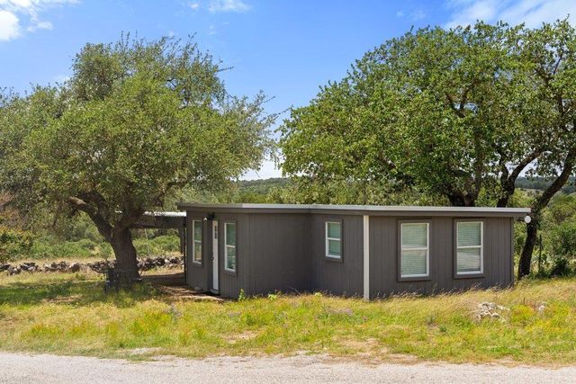 784 River View DR, Johnson City, TX 78636