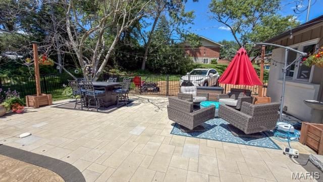45 Orange Hills Drive, Chesterfield, MO 63017