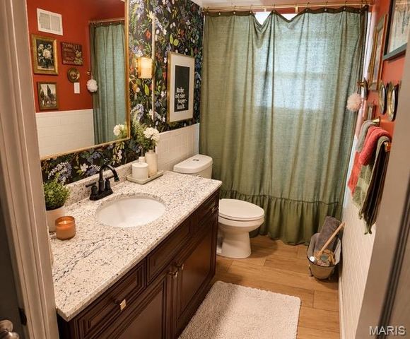 45 Orange Hills Drive, Chesterfield, MO 63017