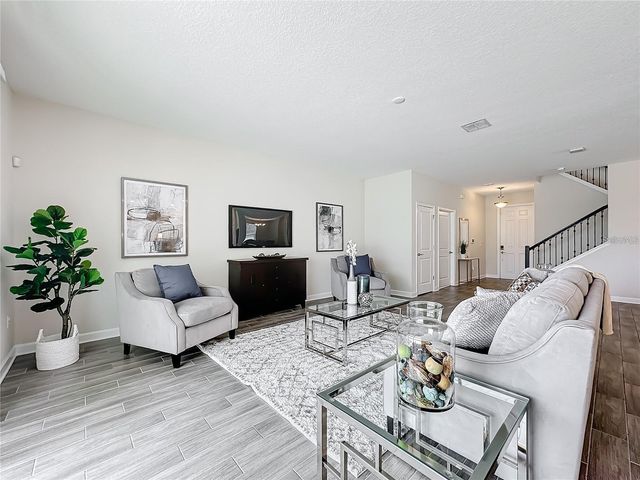 8886 FALLEN OAK DRIVE, Davenport, FL 33896