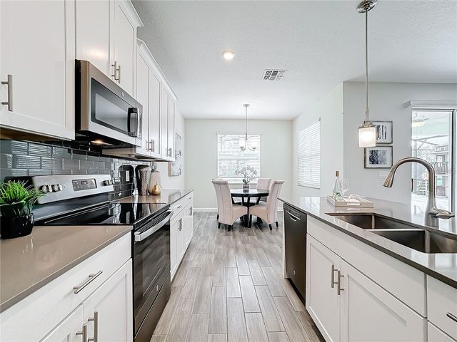 8886 FALLEN OAK DRIVE, Davenport, FL 33896